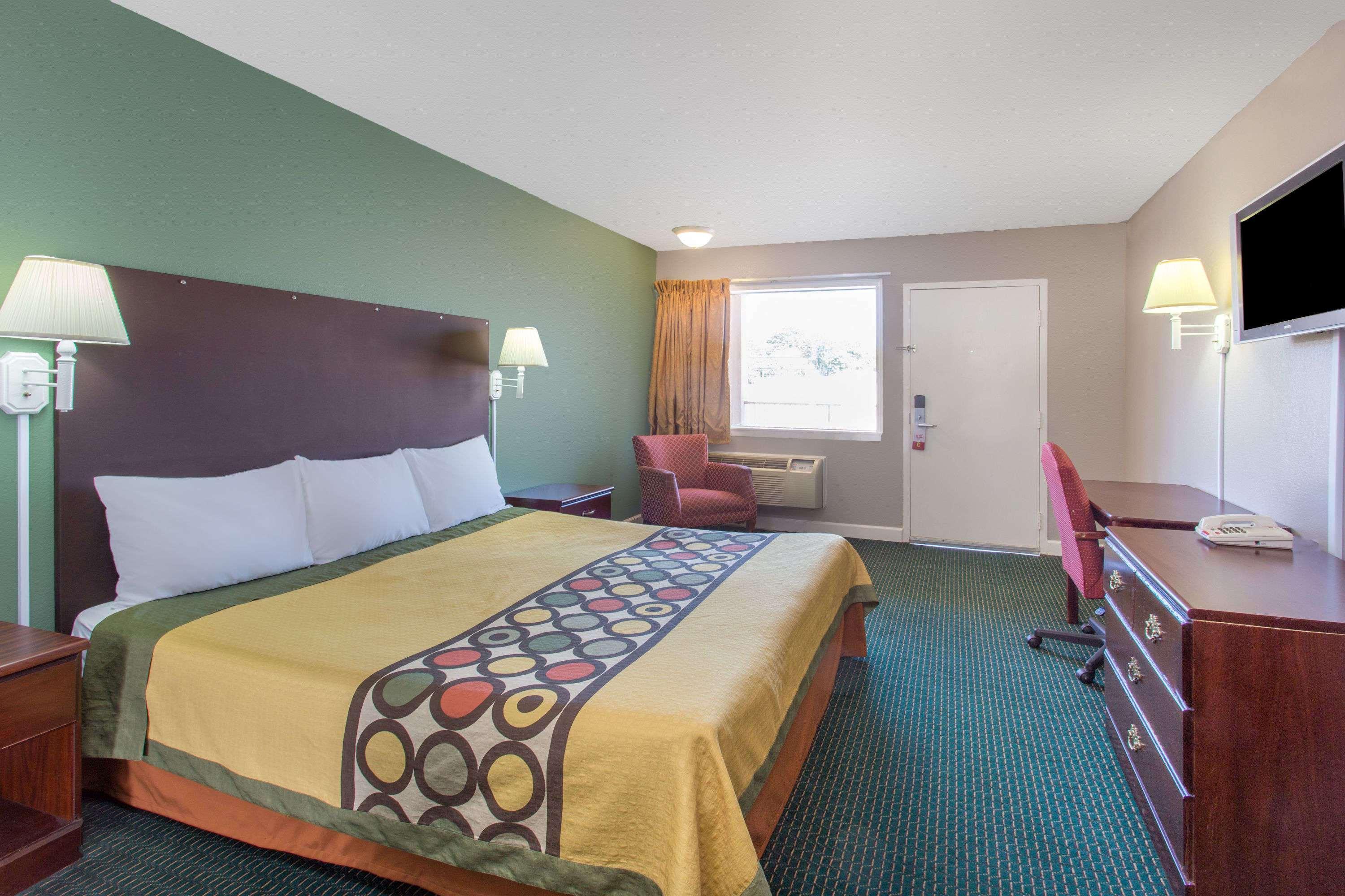 Super 8 By Wyndham Durham/University Area Nc Esterno foto